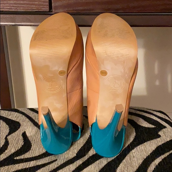 Jessica Simpson heels - 7.5 - Picture 6 of 8